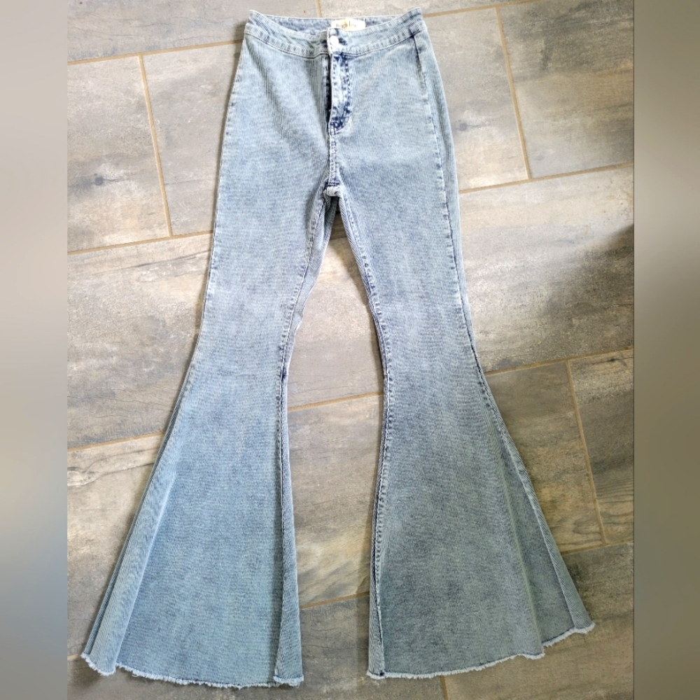 Peach Love Califorina Flare Pants